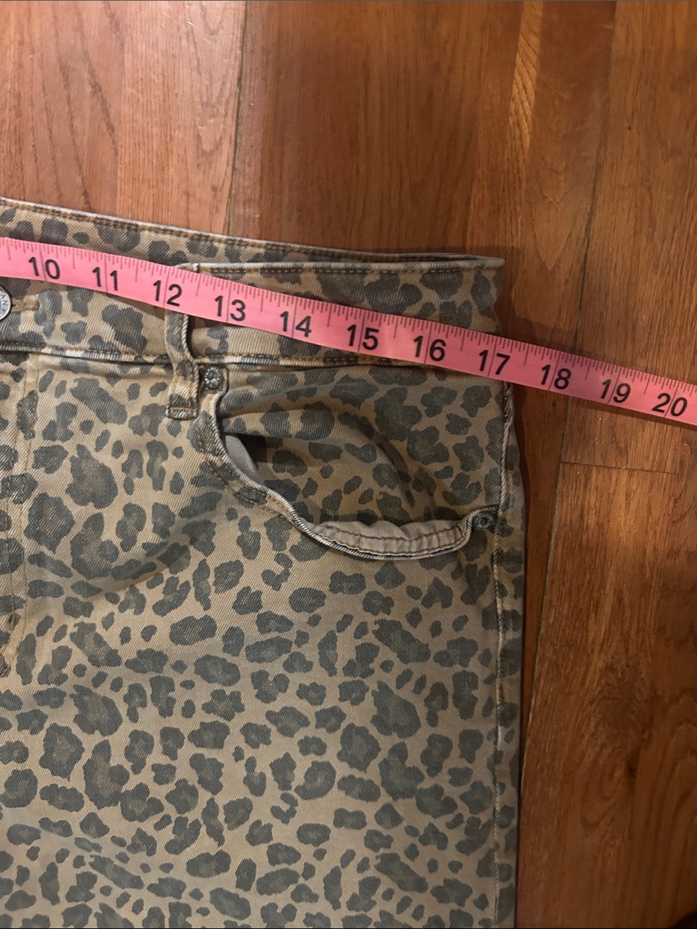 American Eagle Leopard Print Jeans 14 Short - Picture 5 of 8